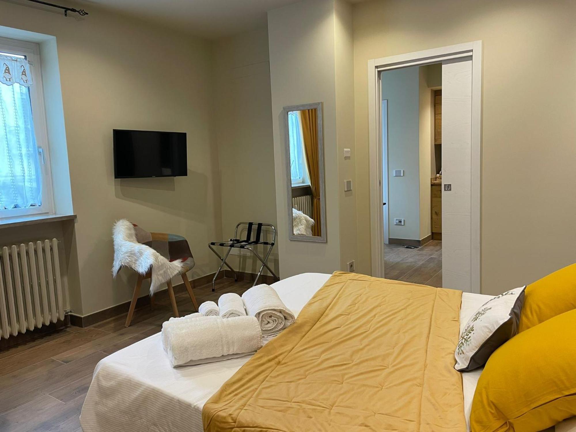 Trilogy Apartment Aosta Bagian luar foto